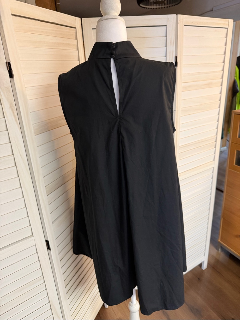 NWT Banana Republic Sleeveless Pleated Neck Mini Dress Sz MP A Line SWING DRESS - Picture 2 of 4